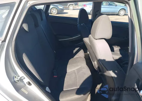 2013 Hyundai Accent Se z USA, uszkodzony, nr VIN KMHCU5AE1DU065099